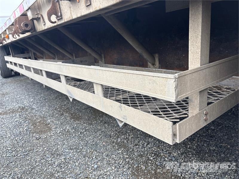 Wilson 51 ft Tri/A Step Deck Trailer Lavetit