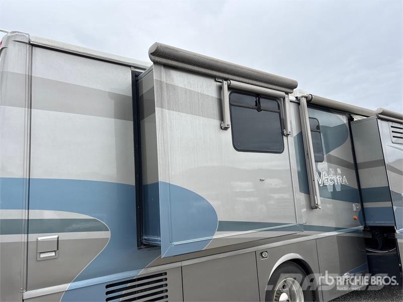 Winnebago Motor Home Autocaravanas e Caravanas