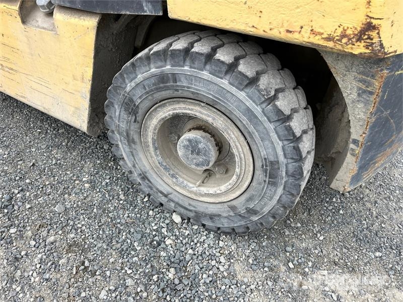 Yale 8000 lb Forklift Інше