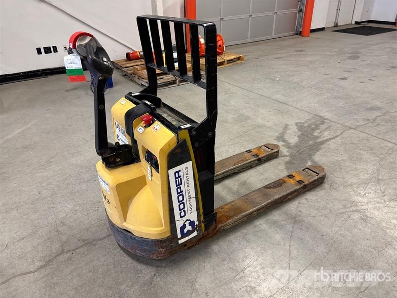 Yale MPB045VG Electric Pallet Jack Kézi raklapemelő
