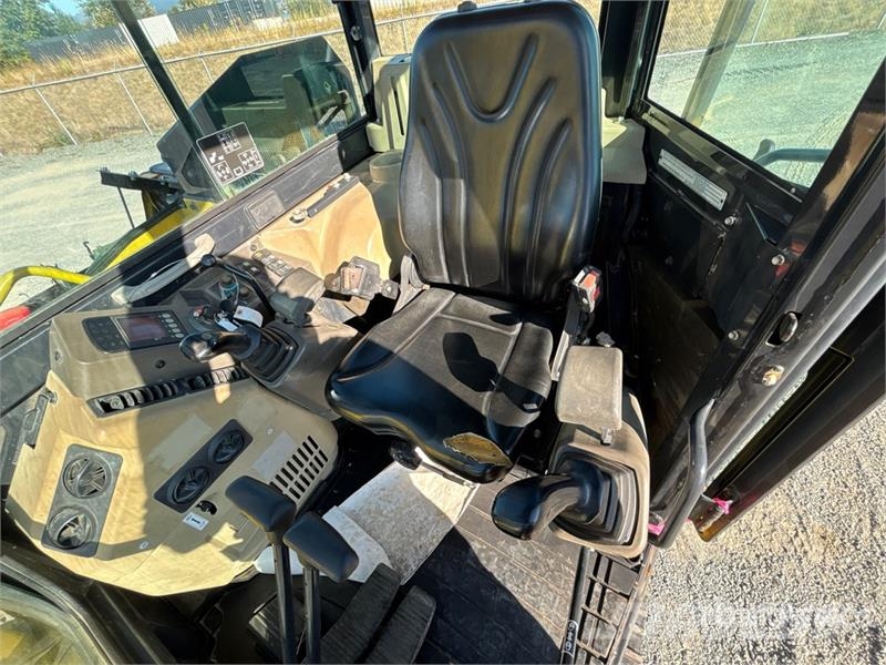 Yanmar SV100-2A Tracked Excavator Paletli ekskavatörler