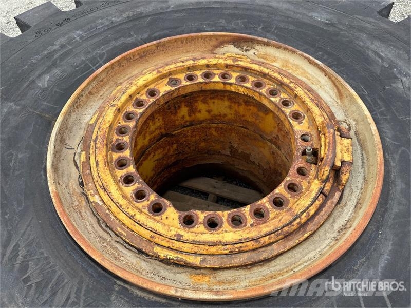 Yokohama 29.5x25 Tires Gumiabroncsok, kerekek és felnik