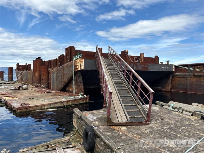 Zidell 156 ft Barge مكونات أخرى