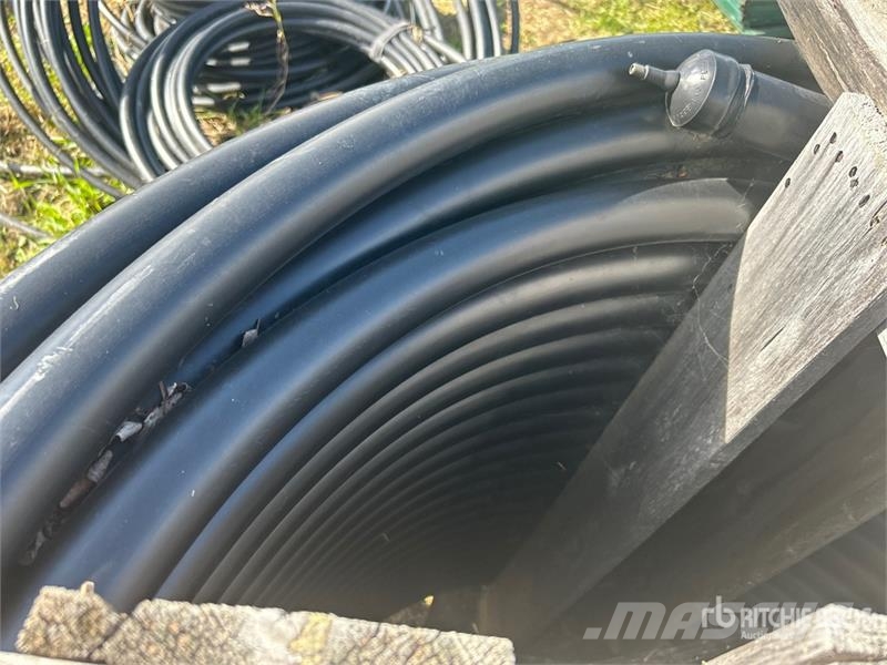 1 3/4 in Utility Hose & Wood Spool Drugi deli