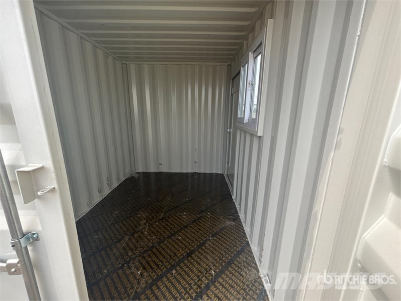 10 ft Multi-Door Storage Container Varastokontit