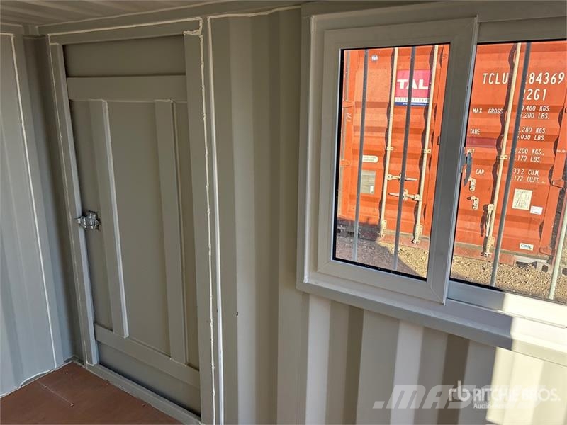 10 ft Storage Container Контейнери для зберігання