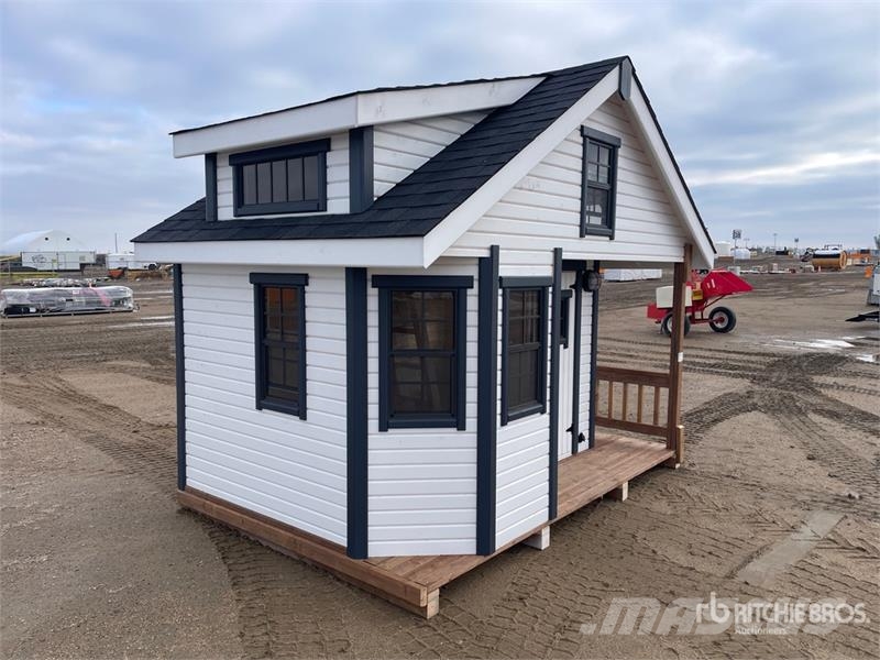  10 ft x 7.6 ft x 11 ft Playhouse (Unused) Andre komponenter