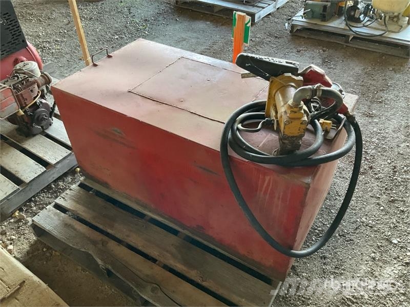 100 gal Portable Steel Diesel Fuel Tank Degvielas un piedevu tvertnes