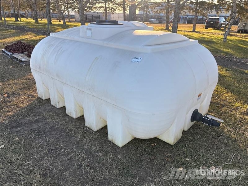  1000 gal Poly Water Low Profile Tank صهاريج الوقود والصهاريج الإضافية