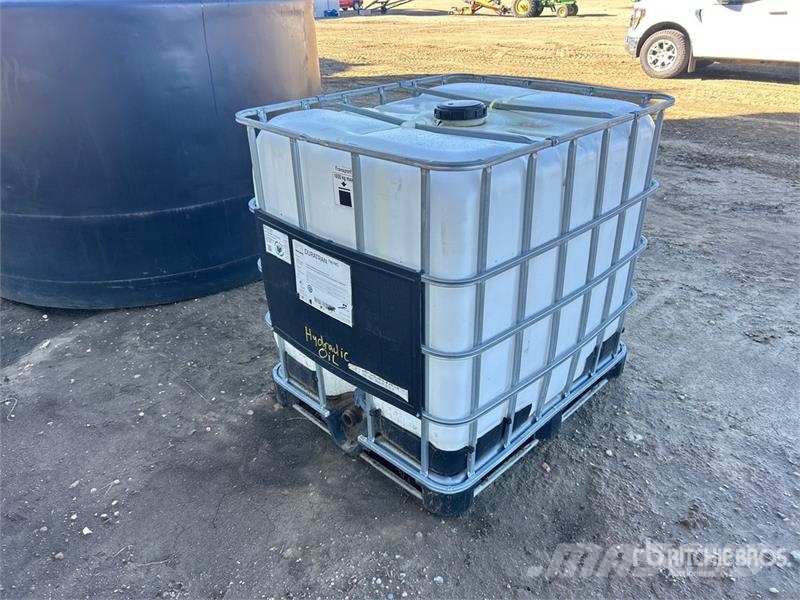 1000 L Poly Tote Kiti naudoti statybos komponentai