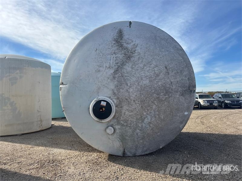  10000 gal Poly Vertical Tank صهاريج الوقود والصهاريج الإضافية