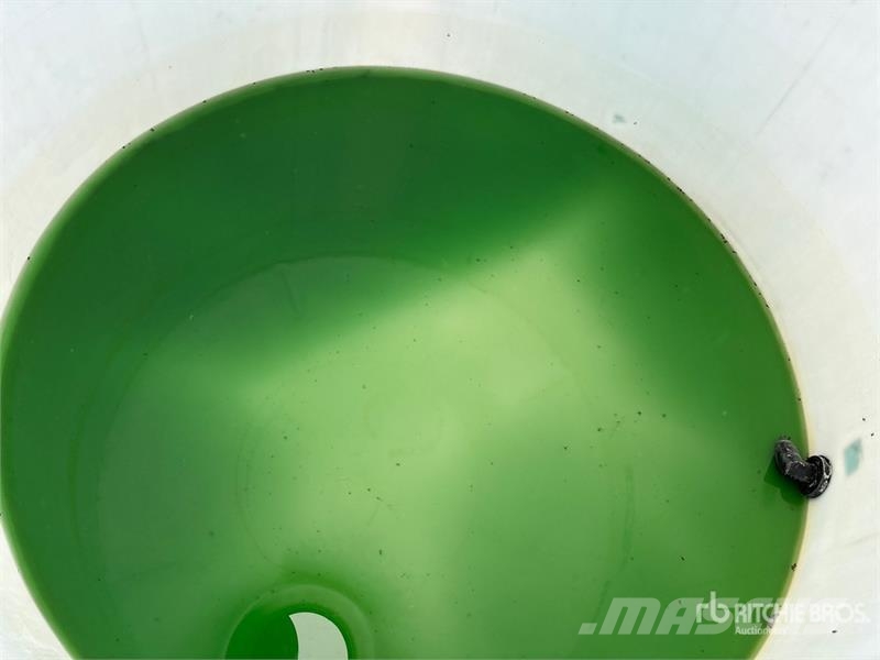  1050 gal Poly Fertilizer Tank Esparcidoras de minerales