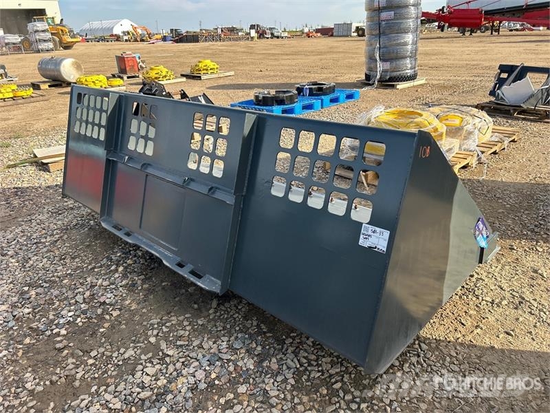  108 in Skid Steer Bucket (Unused) 挖斗