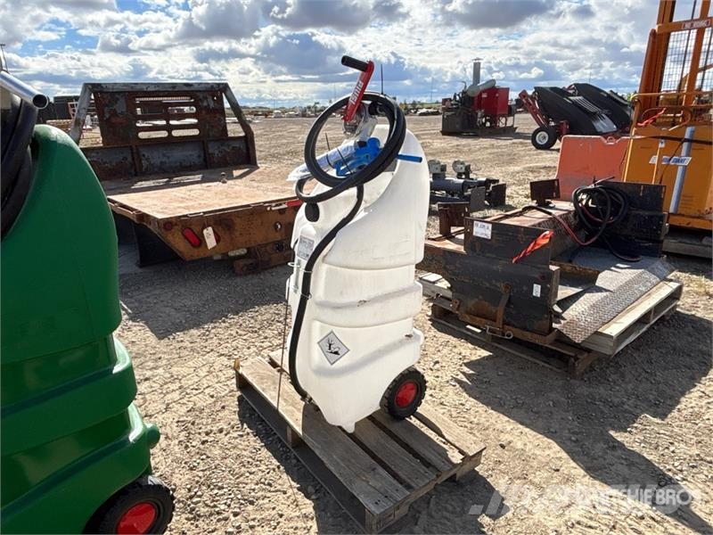 109 L Portable DEF Storage Fuel Tank (Unused) Fuel and additive tanks
