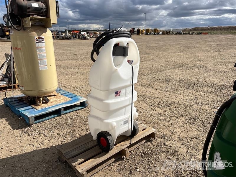 109 L Portable DEF Storage Fuel Tank (Unused) Баки для топлива и присадок