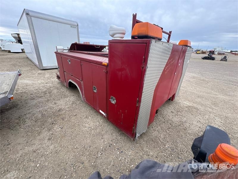 11 ft Service Body - Fits 2013 Dodge 5500 Andre komponenter