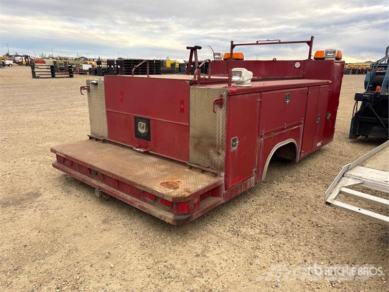 11 ft Service Body - Fits 2013 Dodge 5500 Andre komponenter
