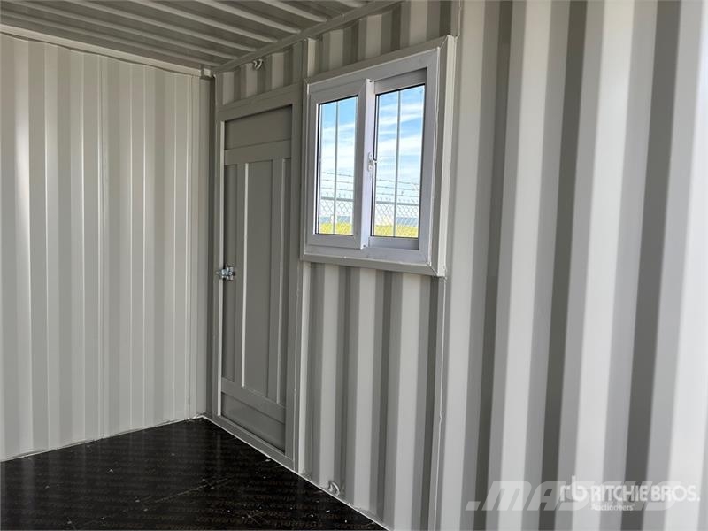 12 ft Standard Multi-Door Storage Container Varastokontit