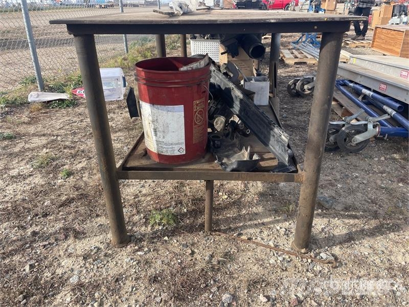 12 ft x 3 ft Workbench Andre komponenter