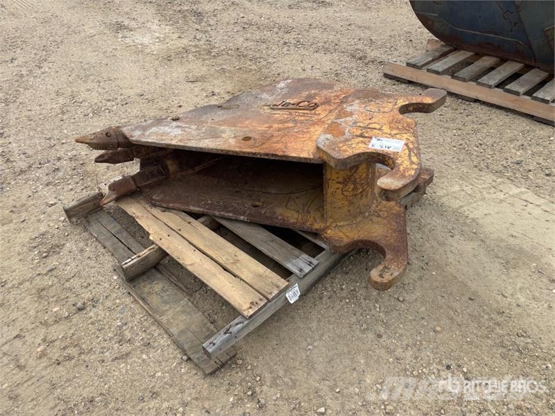 12 in Q/C Frost Excavator Bucket Kanalak
