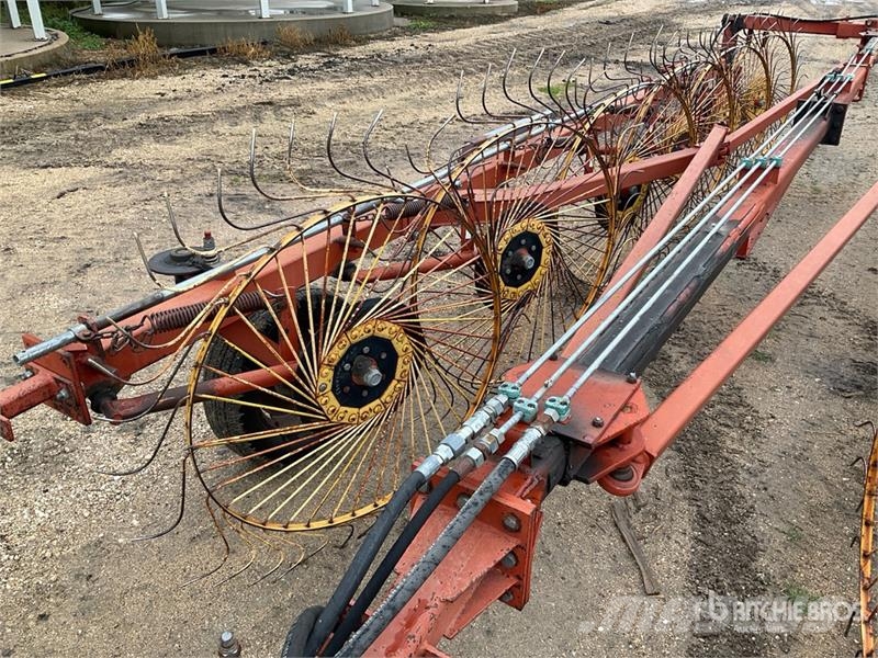 12-Wheel V Hay Rake Okretači i sakupljači sijena