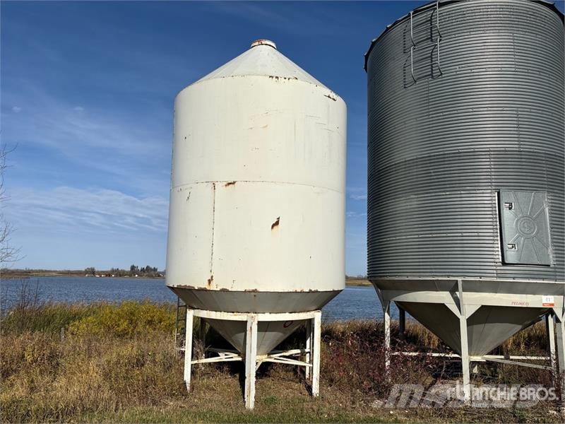 +/- 1200 bu Smooth Wall Hopper Grain Bin Stockage, conditionnement - Autres