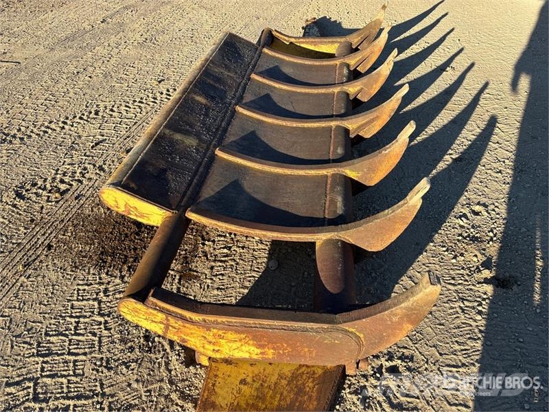 125 in Dozer Rake Obračalniki in zgrabljalniki