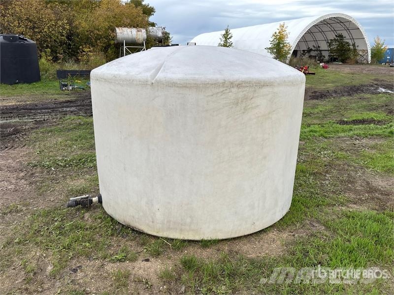  1250 gal Poly Water Tank صهاريج الوقود والصهاريج الإضافية