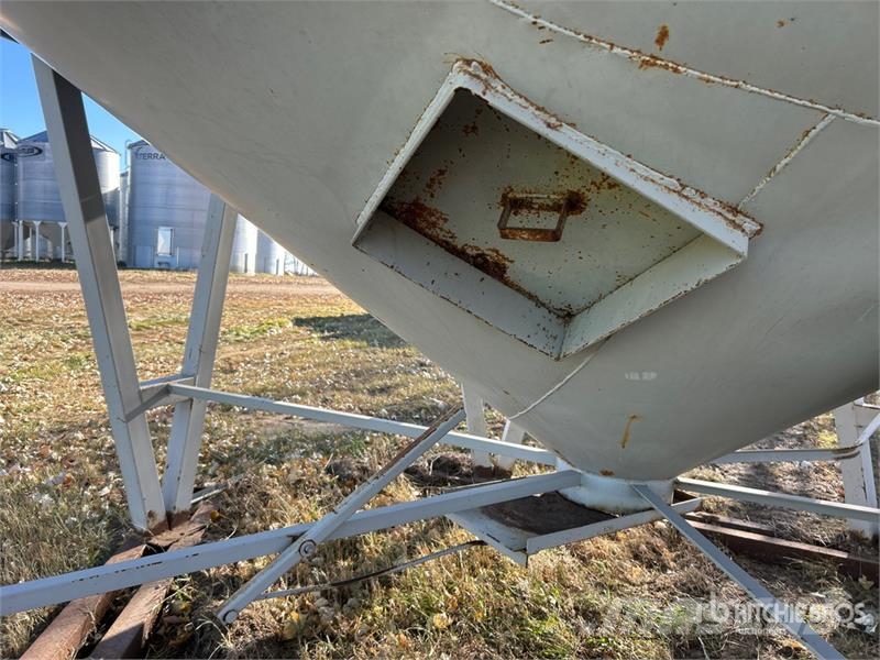 13 ft Steel Bin Hopper Saagi töötlemise ja ladustamise seadmed - Muud