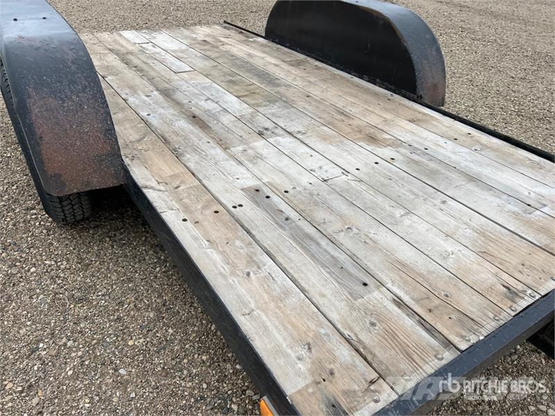  13 ft T/A Equipment Trailer Трейлери колесного транспортного засобу