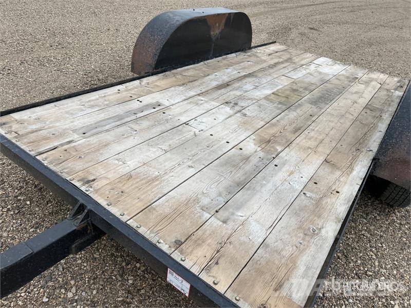  13 ft T/A Equipment Trailer Трейлери колесного транспортного засобу