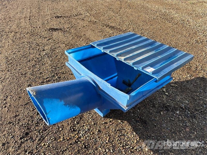  13 in Poly Hopper وحدات / آلات معالجة المحاصيل وتخزينها - أخرى