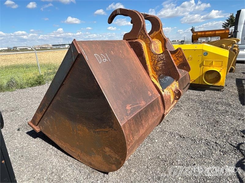 130 in Excavator Bucket - Fits 700 Series 挖斗