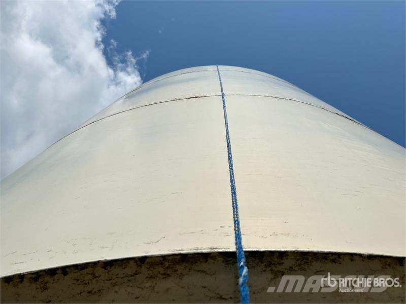 +/- 1300 bu Smooth Wall Hopper Grain Bin 곡물 처리가공 및 보관 장치/기계 - 기타