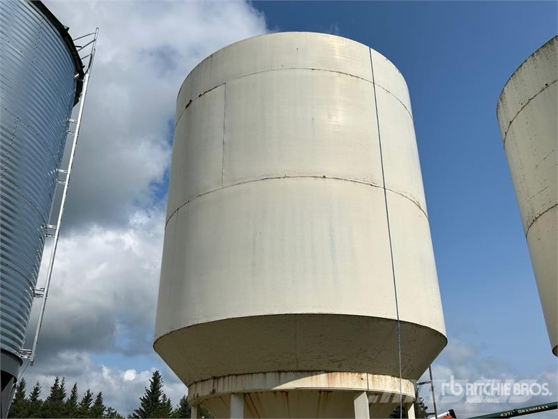 +/- 1300 bu Smooth Wall Hopper Grain Bin 곡물 처리가공 및 보관 장치/기계 - 기타