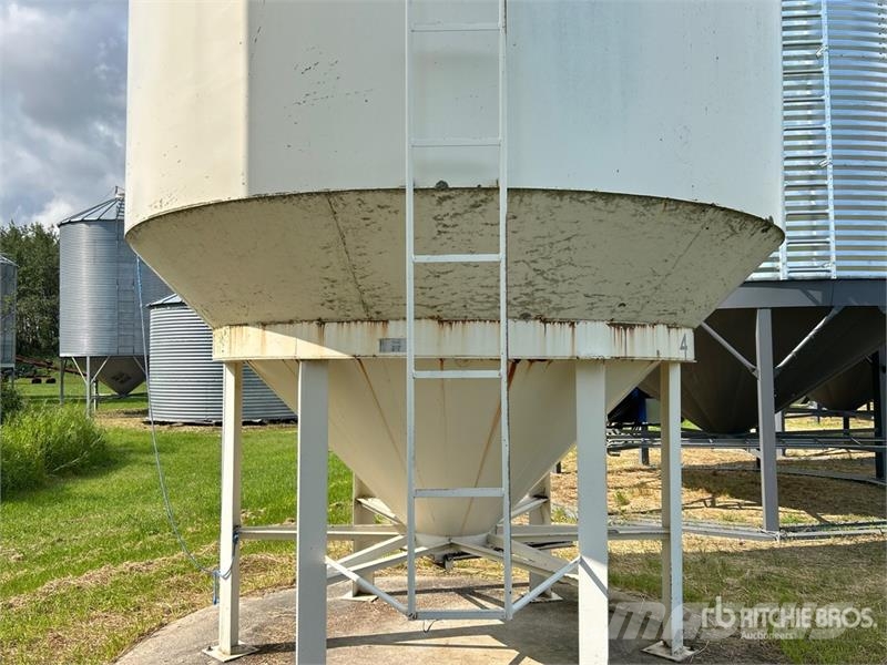 +/- 1300 bu Smooth Wall Hopper Grain Bin 곡물 처리가공 및 보관 장치/기계 - 기타