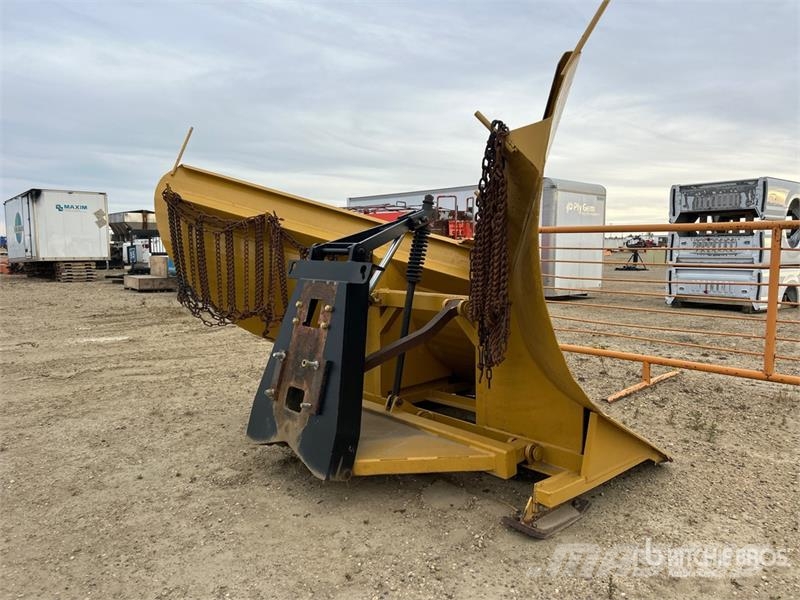  132 in V Plow - Fits Cat 160 مكونات أخرى