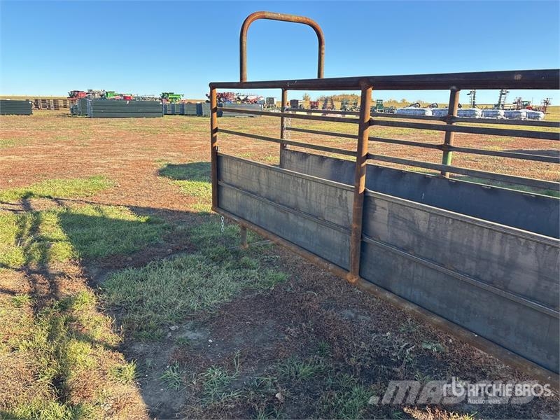 14 ft 4 in x 2 ft 8 in Cattle Alley (Unused) Оборудование для животноводческих ферм