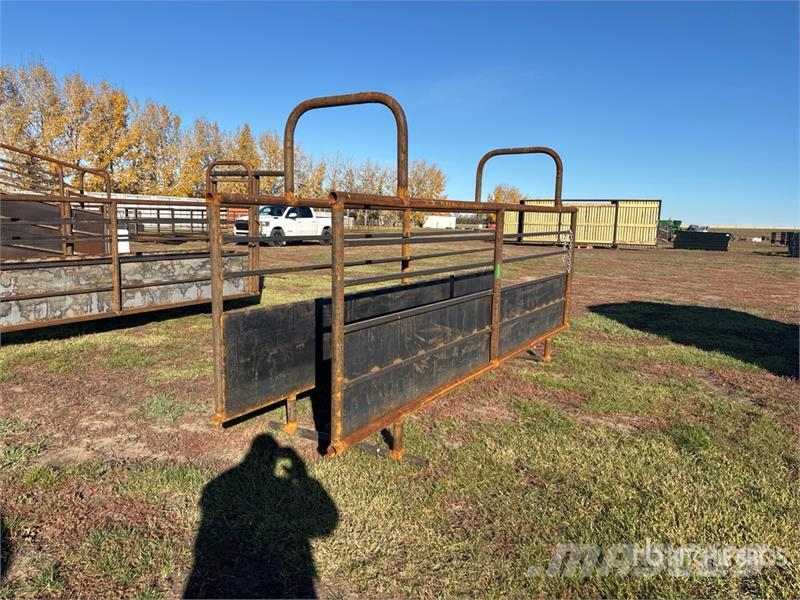 14 ft 4 in x 2 ft 8 in Cattle Alley (Unused) Оборудование для животноводческих ферм