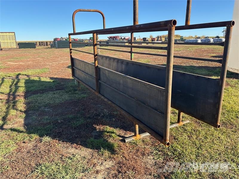 14 ft 4 in x 2 ft 8 in Cattle Alley (Unused) Оборудование для животноводческих ферм