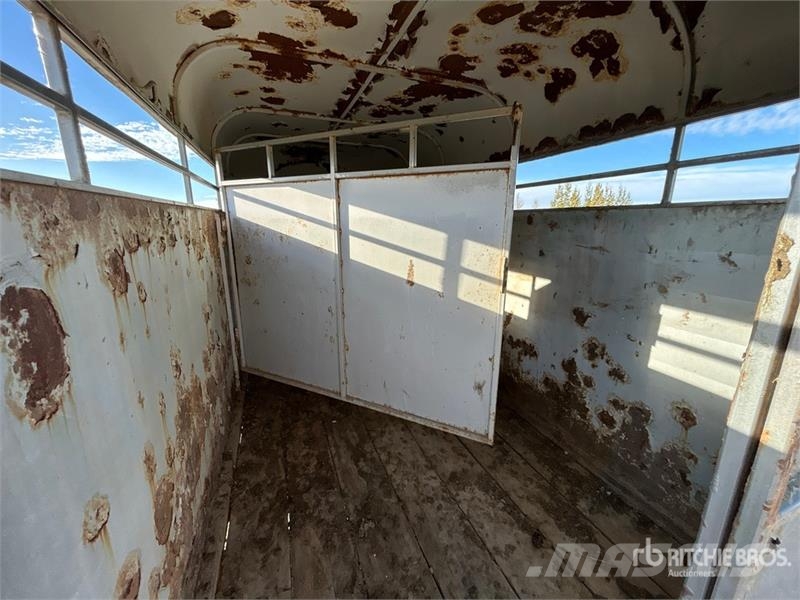 14 ft T/A Livestock Trailer Remorque bétaillère