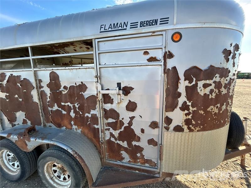 14 ft T/A Livestock Trailer Remorque bétaillère