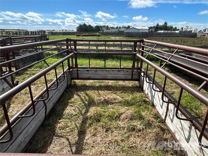 14 ft x 8 ft Bale Livestock Feeder Hranilnice živine