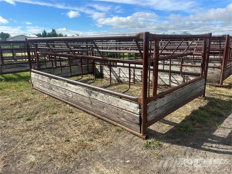 14 ft x 8 ft Bale Livestock Feeder Animal feeders