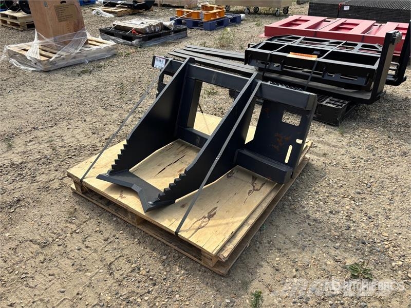 14 in Skid Steer Tree Grubber Attachment Drugi deli