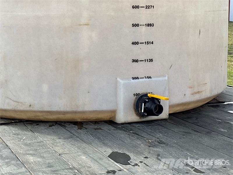 1400 gal Water Tank Баки для топлива и присадок