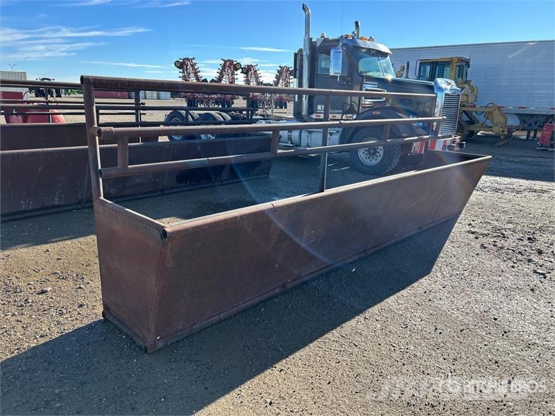 15 ft 8 in Livestock Feeder Hranilnice živine