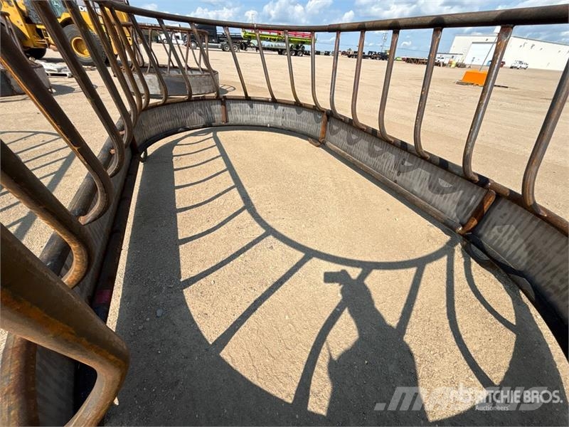 15 ft x 8 ft Livestock Feeder Voermachines
