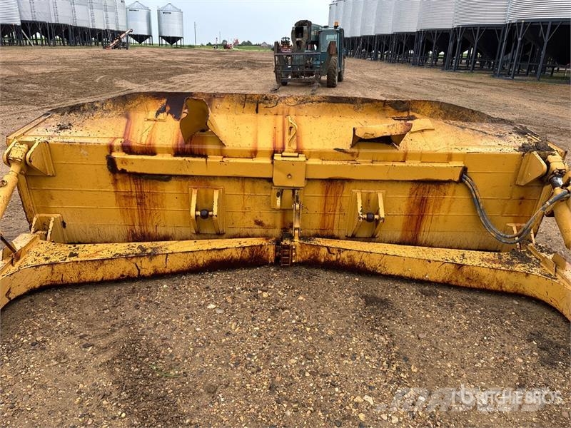 153 in Dozer Blade Πτερύγια