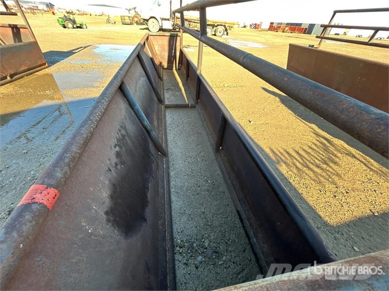 16 ft 6 in Livestock Feeder Кормушки для животных